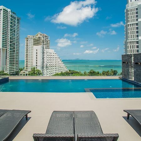 Serenity Pattaya Beach Esterno foto