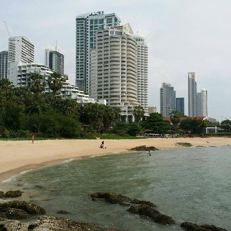 Serenity Pattaya Beach Esterno foto